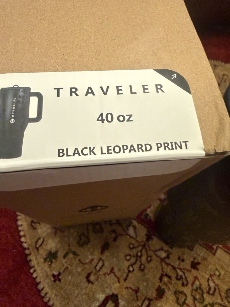 Hydrojug Black Leopard 40 oz