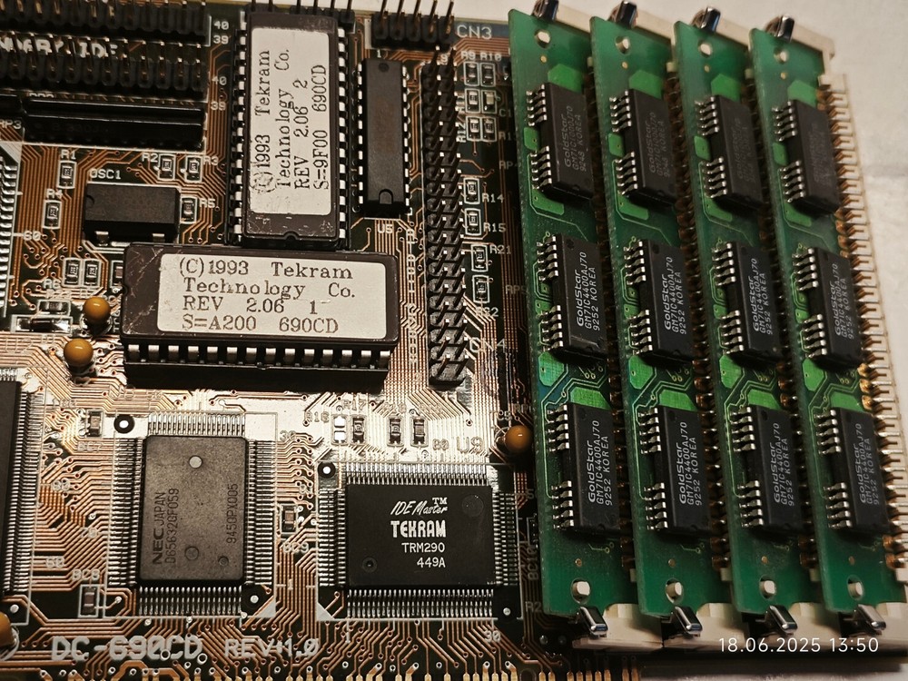 PCI IDE Caching Controller TEKRAM DC-690CD with Harris 80C286 20 MHz CPU + RAM