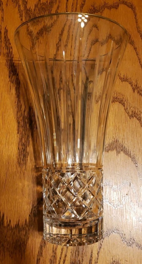 Samodor Crystal Vase 9" Tall 5.5 " Diameter
