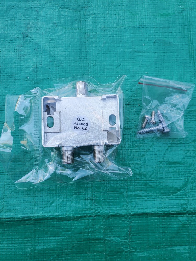 BAMF 2-Way Coax Cable Splitter SB-2002