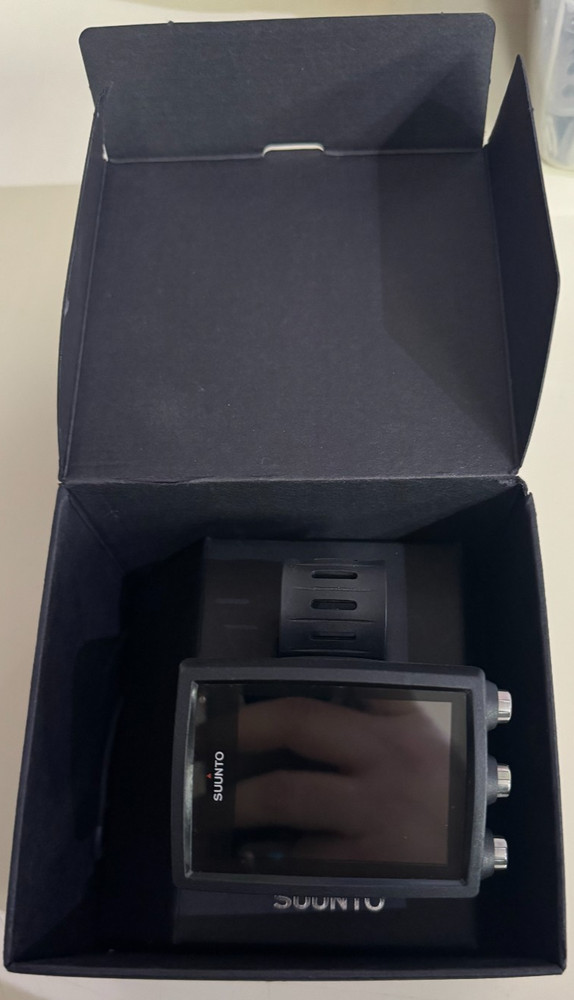 Suunto EON Core Dive Computer NEW OPEN BOX