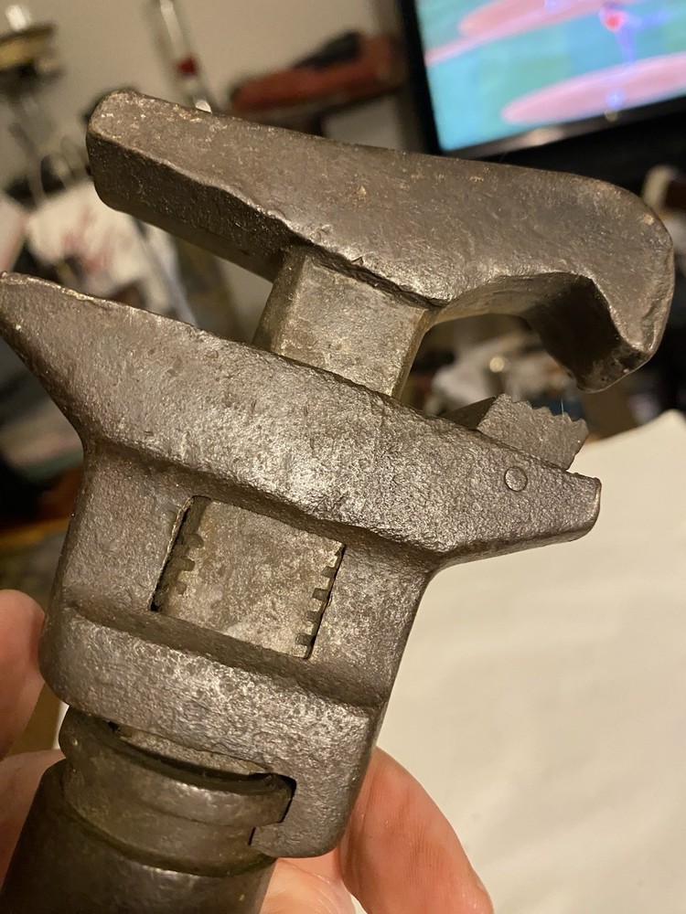 Vintage Monkey Wrench - Bemis & Call H&T Double Jawed Parrot/ Eagle Beak Monkey