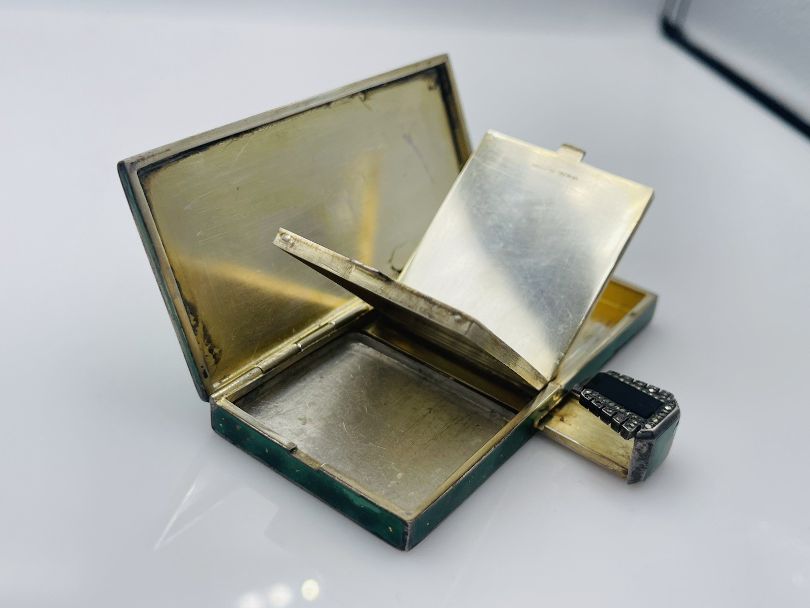 Antique Sterling Silver Green Enamel Rectangular Double Compartment Compact