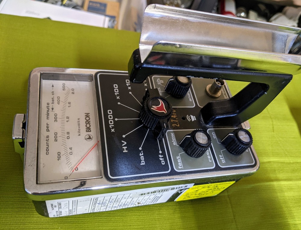 Bicron Analyst meter