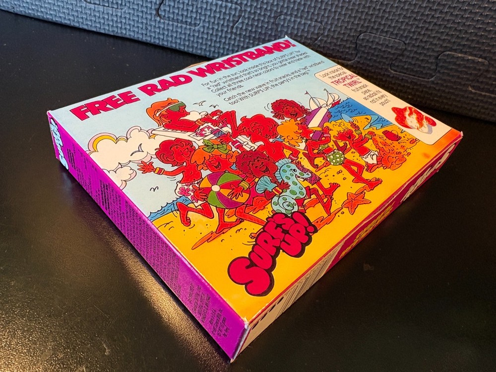 Surfs Up fruit snacks - Empty custom design display box