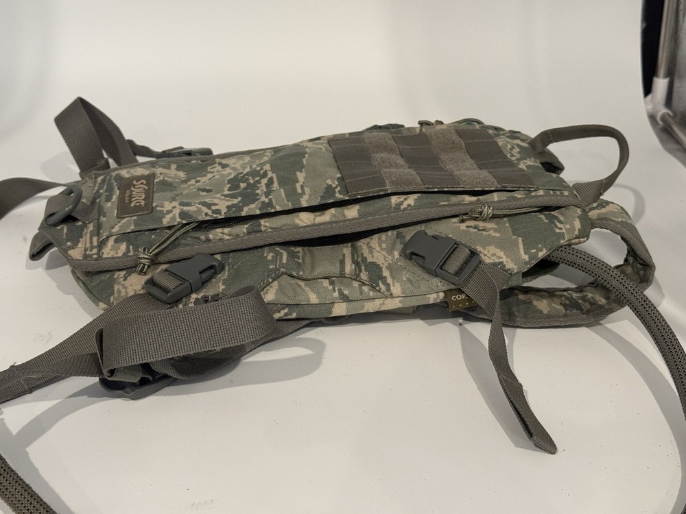 ABU Hydration Backpack 3L 100 Oz