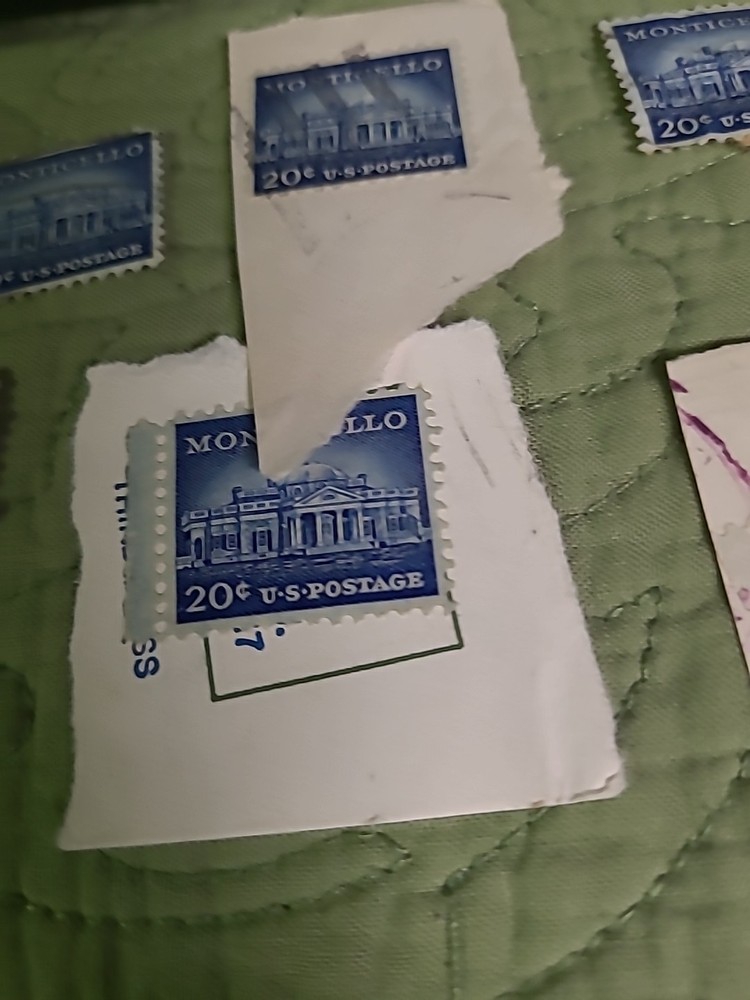 17 MONTICELLO STAMPS (ENVELOPE 62)