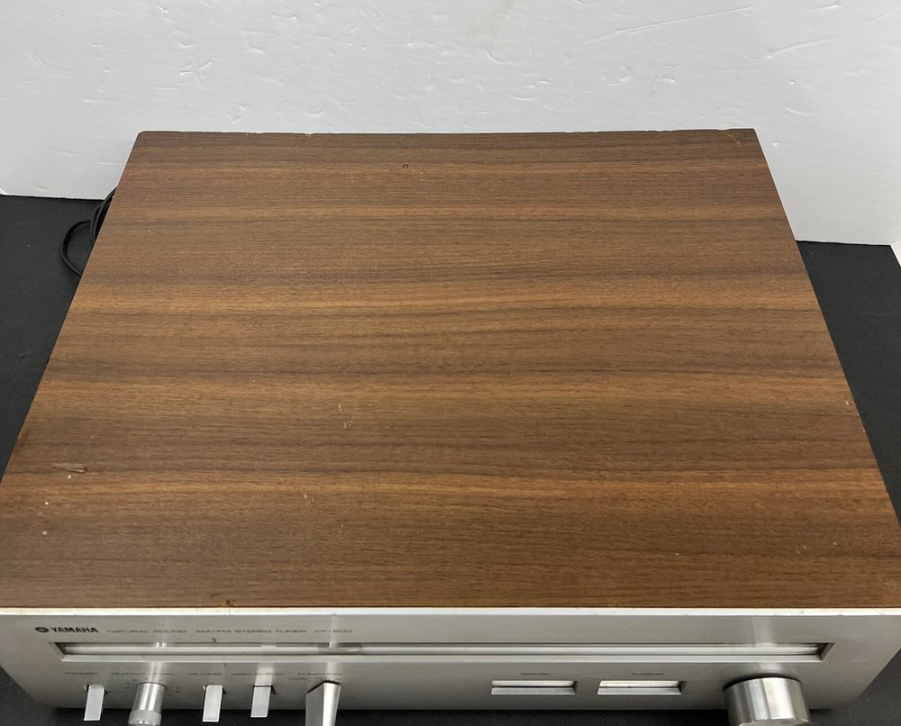 YAMAHA CT-600 STEREO TUNER