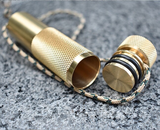 EDC Brass Waterproof Pill Case Container Box Pendant w/ Compass Outdoor Tool---