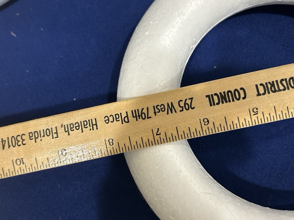 (4) NEW White Styrofoam Wreath Base Craft Ring Durable polystyrene material 7.9"