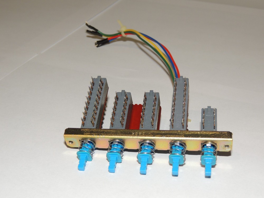 MCS-3035 EQ Push Switch Assembly