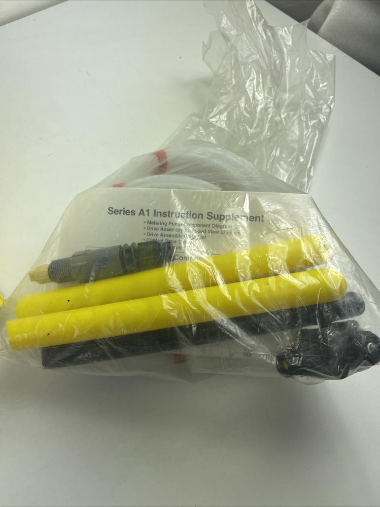 LMI MILTON ROY ELECTROMAGNETIC DOSING PUMP AA151-85HV