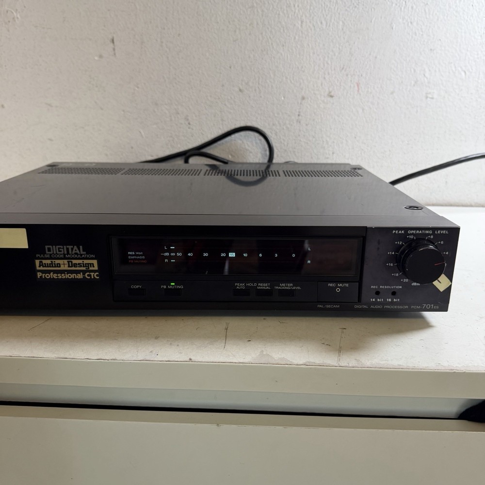 SONY PCM-701ES DIGITAL AUDIO PROCESSOR - No Power Cord