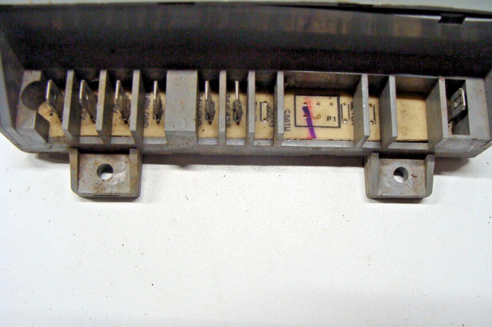 Honeywell S8600M Universal Continuous Re-Try Pilot Ignition Module