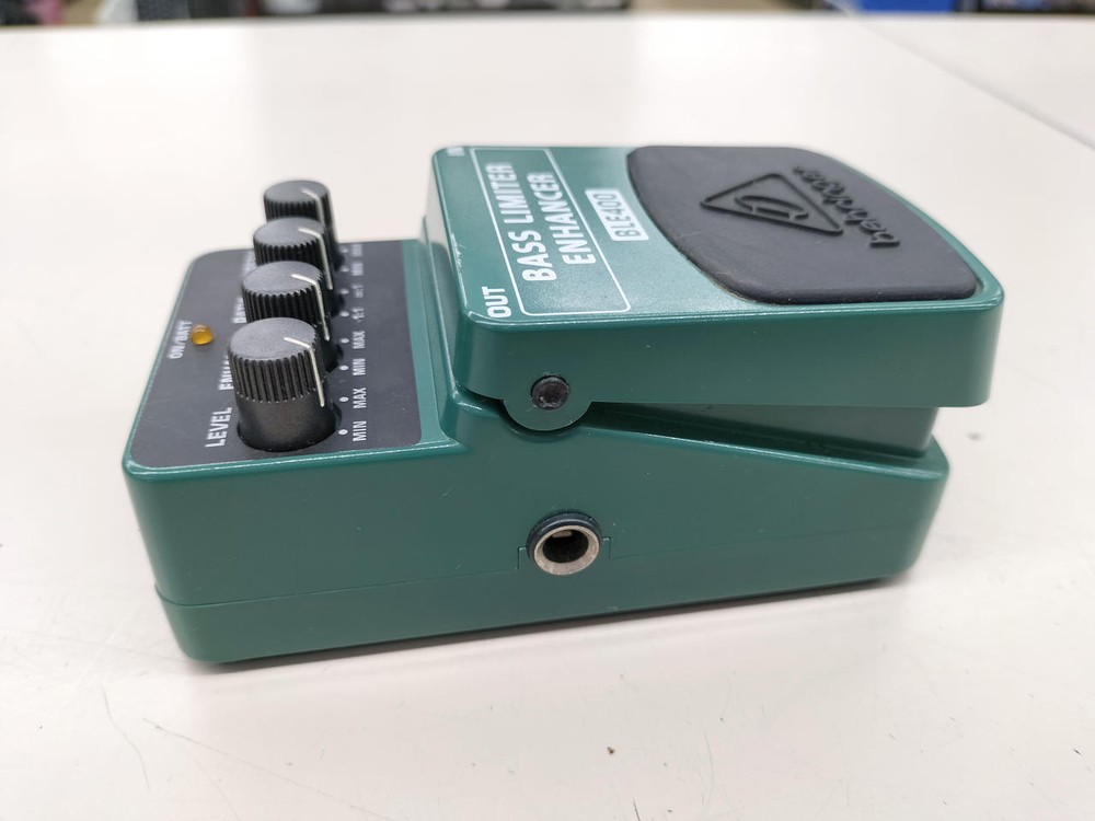BEHRINGER EFFECTOR BLE400 From Japan