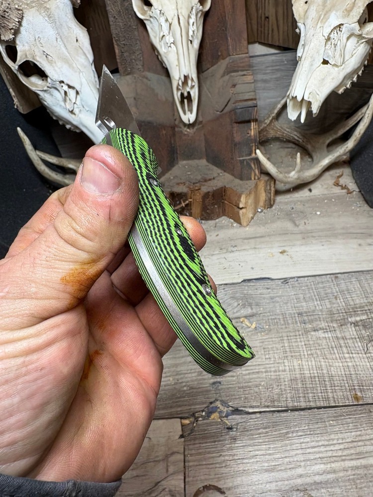 Spyderco Mule handles