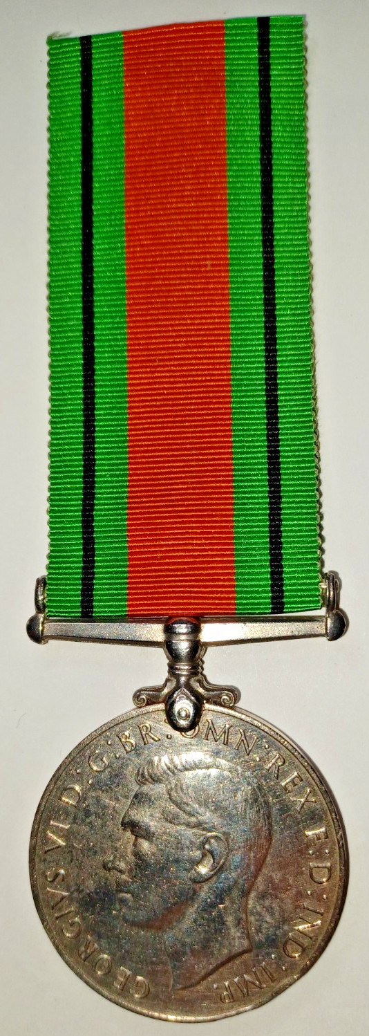 UK / Britain - The Defence Medal WW2 - Great Condition, Blitz interest, VF