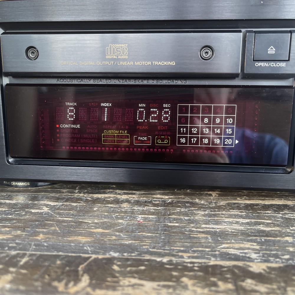 Sony CDP-X55ES Stereo Compact Disc Player CD Player Linear Converter “ READ”