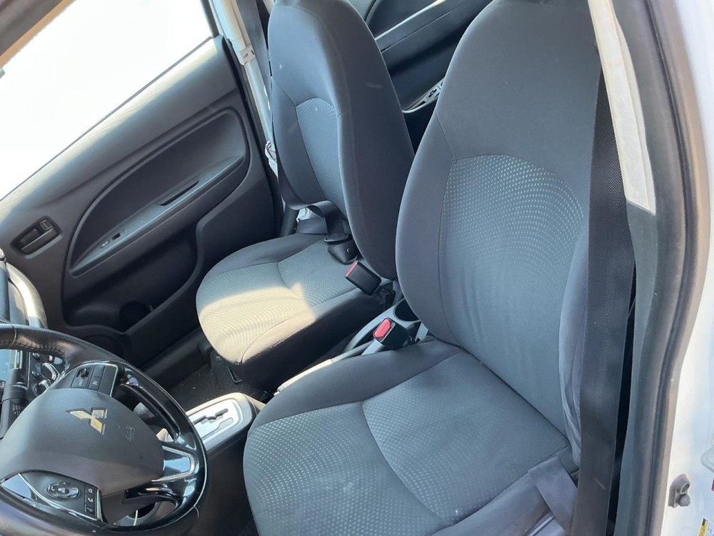 MIRAGE 2018 Glove Box 4998983