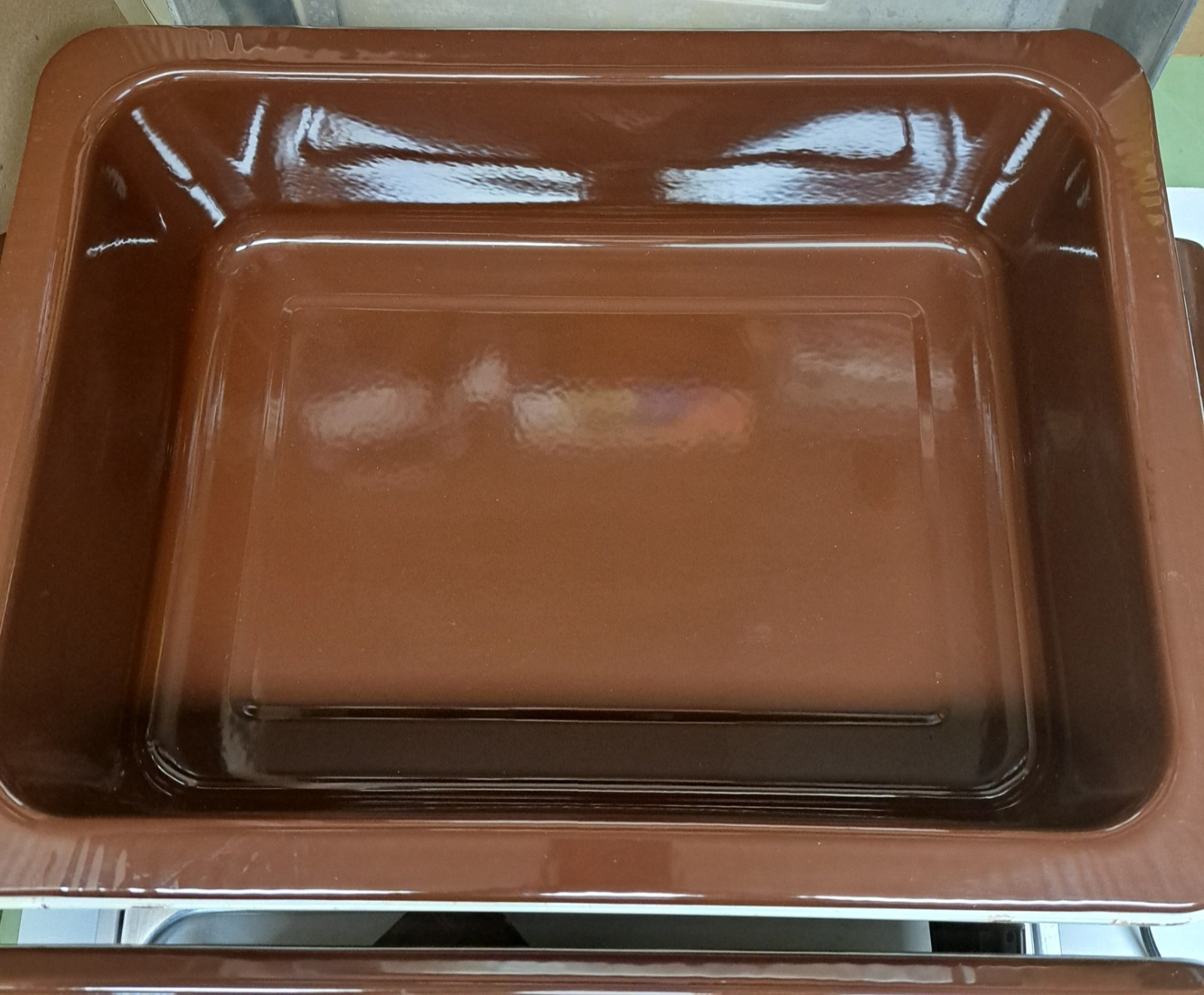 Vintage NESCO Natural Roaster Oven 12-Qt Mod4112 w/ 5-Piece Accessory Pyrex Rare