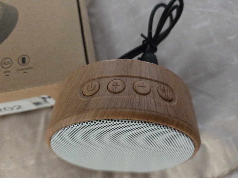 Speaker W Aux An Bluetooth