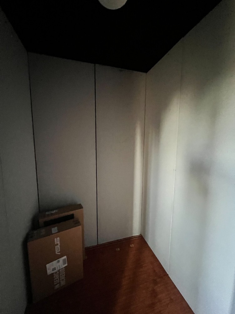 Custom professional vocal recording booth
