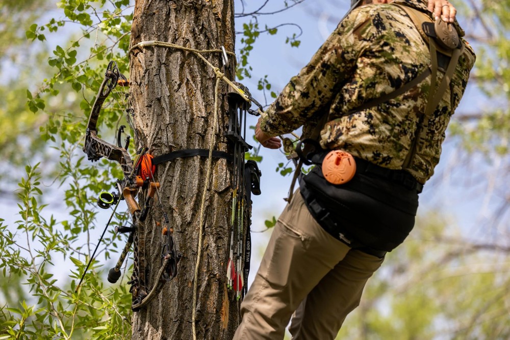 Universal Hands Bow Carrying System (Tan)
