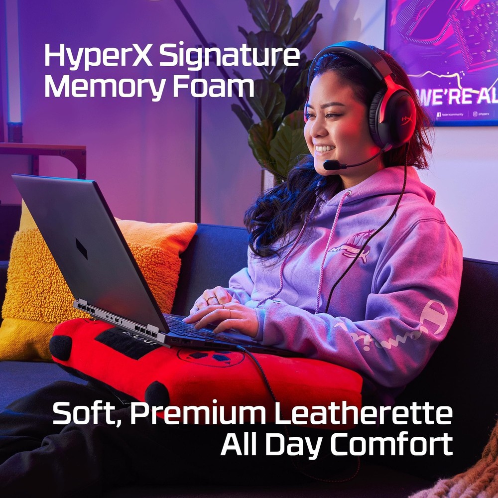 HyperX Cloud III – Wired Gaming Headset, PC, PS5, Xbox Series X|S, Angled