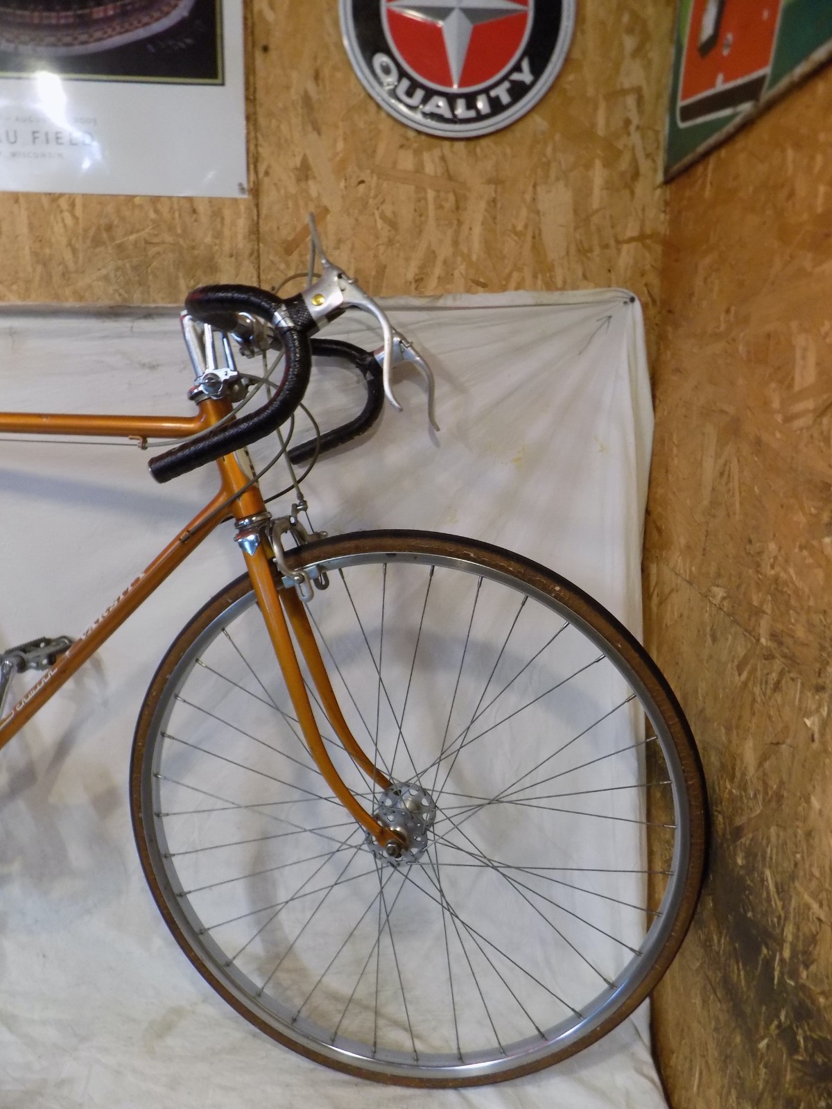 1967 SCHWINN VARSITY COPPERTONE GOLD MENS 10-SPEED ROAD BIKE SPRINT CONTINENTAL!