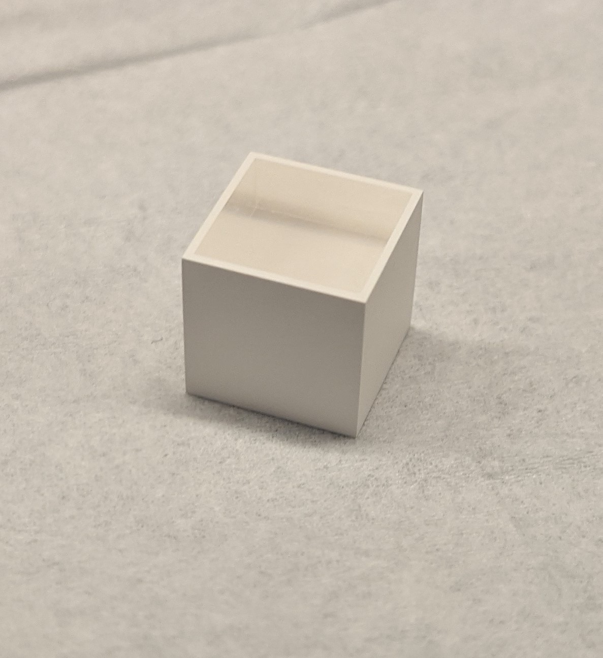 Scintillator Crystal CsI(Tl) 10x10x10 mm for DIY gamma spectroscopy with SiPM