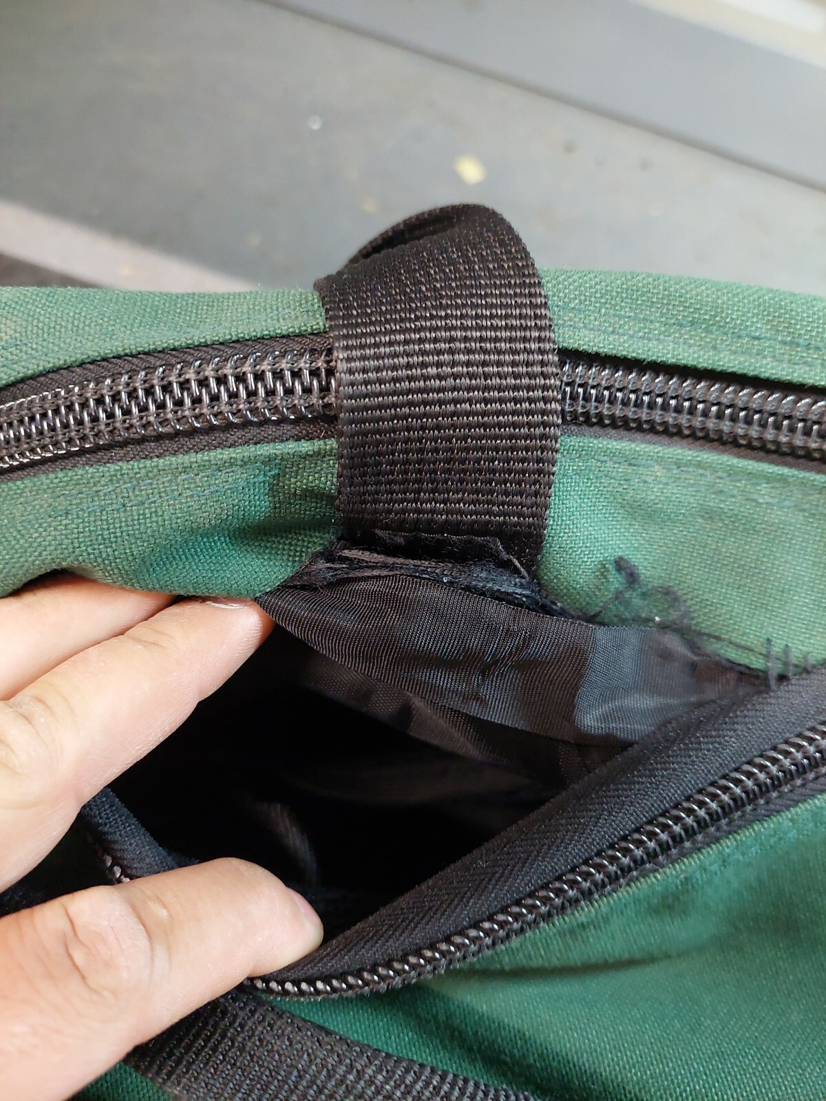 Dynamed Oxygen Cylinder Tank Airway Green Medical Bag