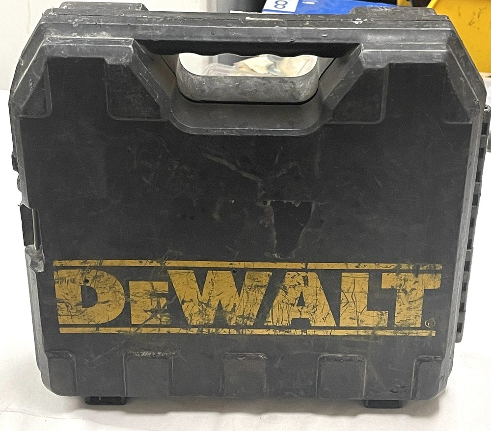 Dewalt Handheld Power Drill w/10 Bits & Case