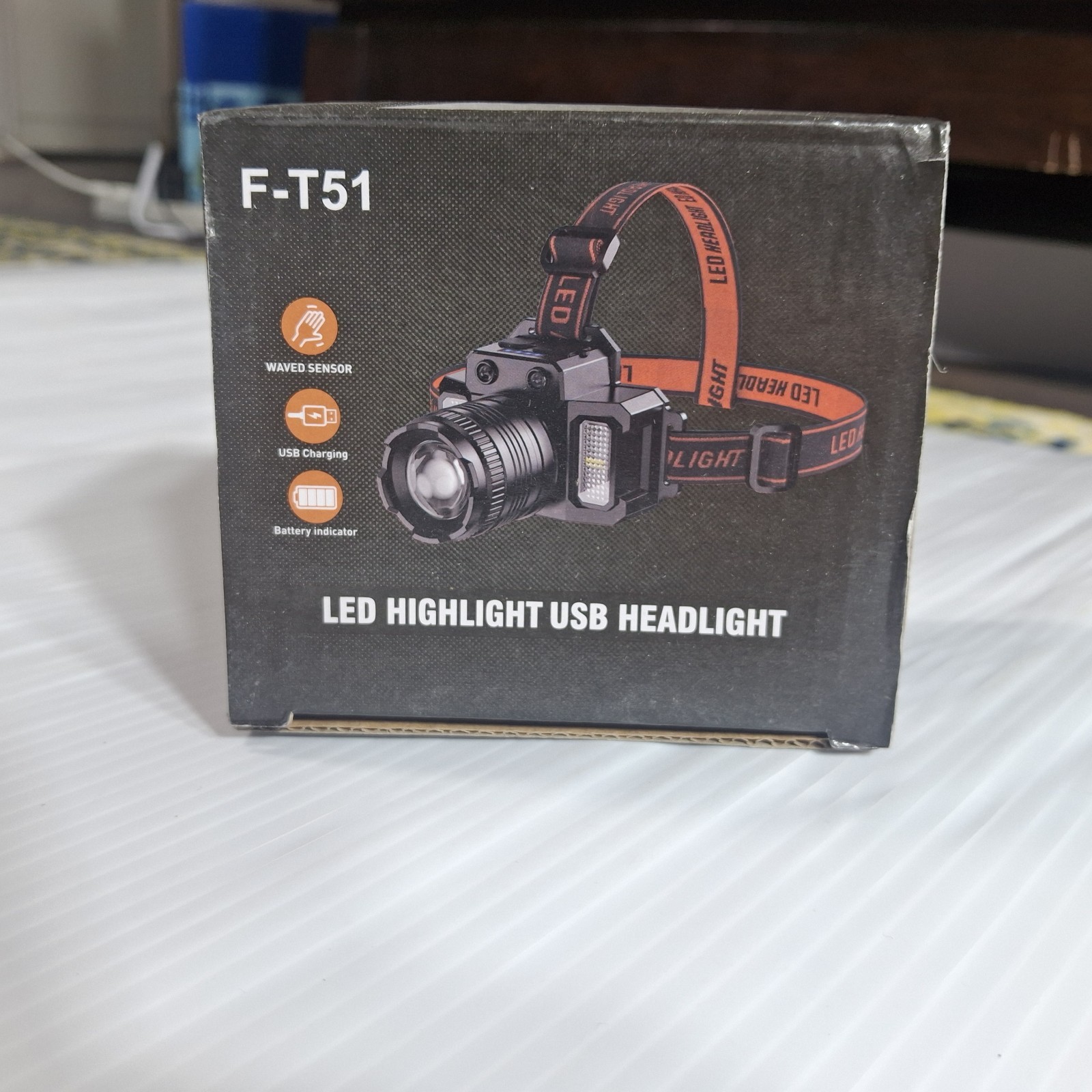 990000LM LED Headlamp Rechargeable Headlight Zoomable Head Torch Lamp Flashlight