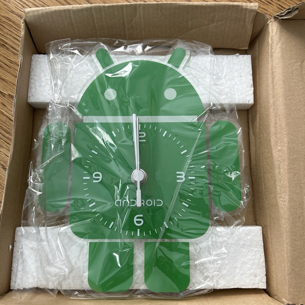 Android Analog Robot Clock “Bugdroid”