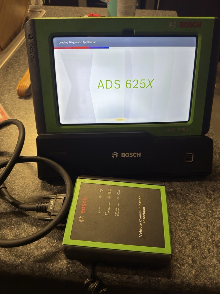 Bosch Ads 625x OBD2 Scanner