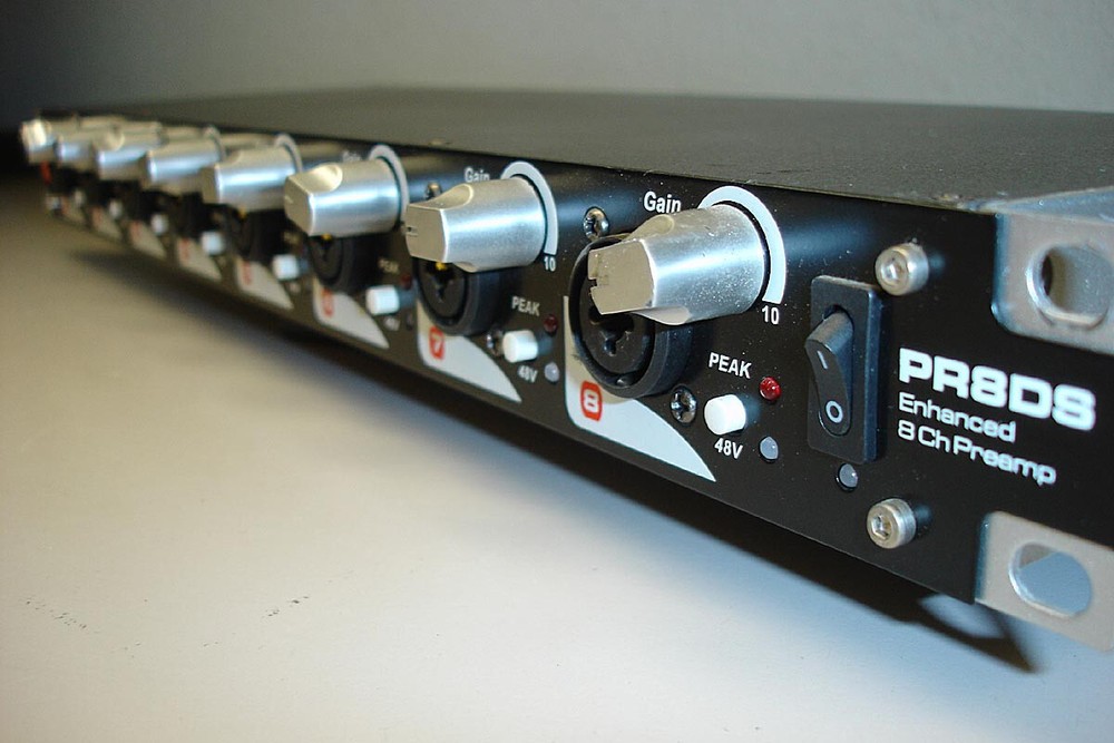 Pro Audio PR8DS Enhanced 8-Channel Pre-Amp w Power Supply and Cables