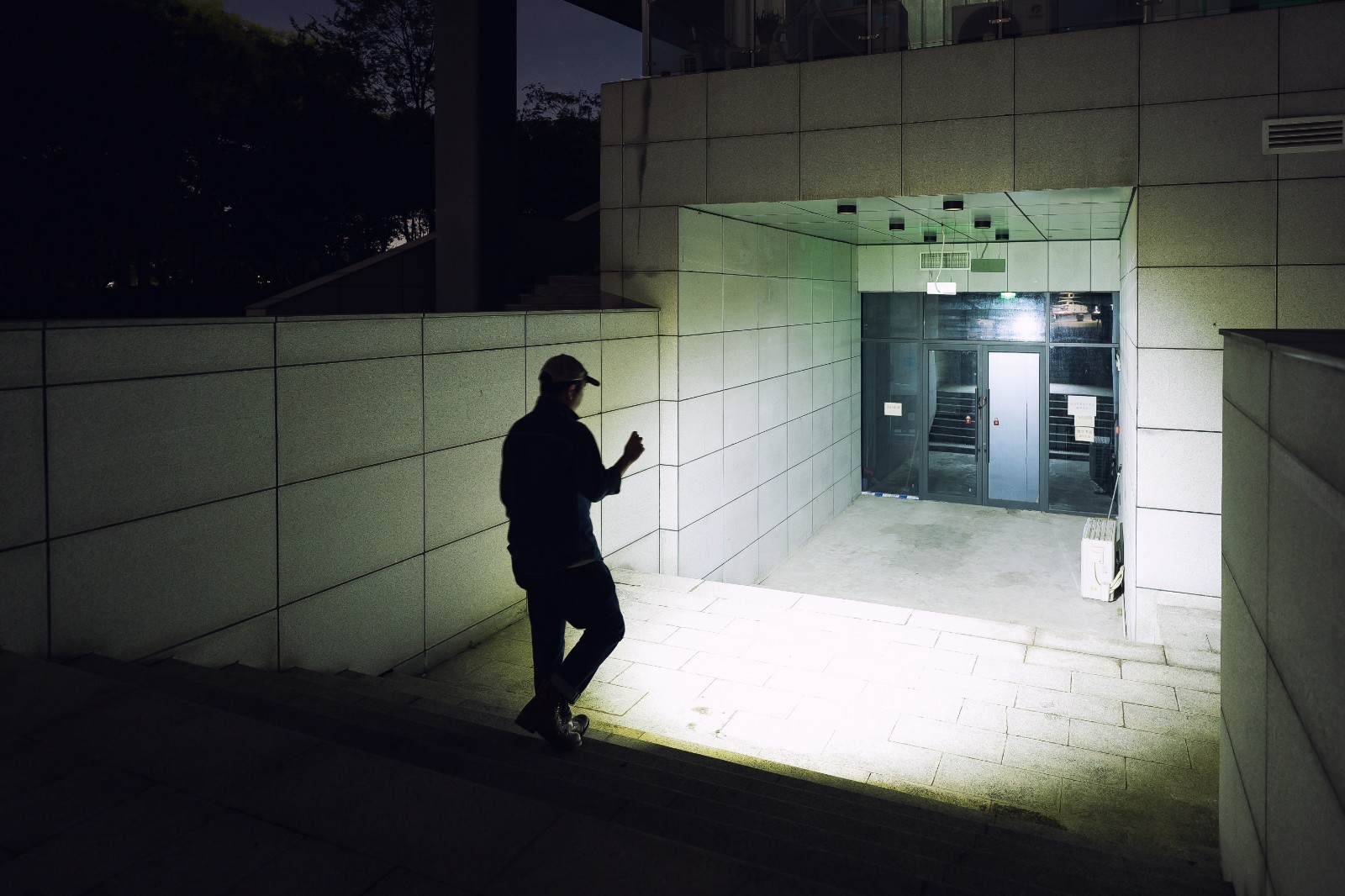 Olight Oclip Pro Zombie Green Clip-On Flashlight Red Light New