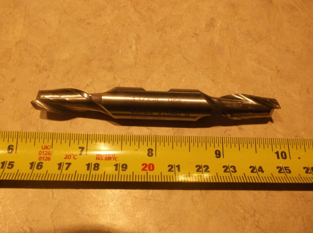 QUINCO 13/32" 2F SQUARE END, DOUBLE END HSS ENDMILL
