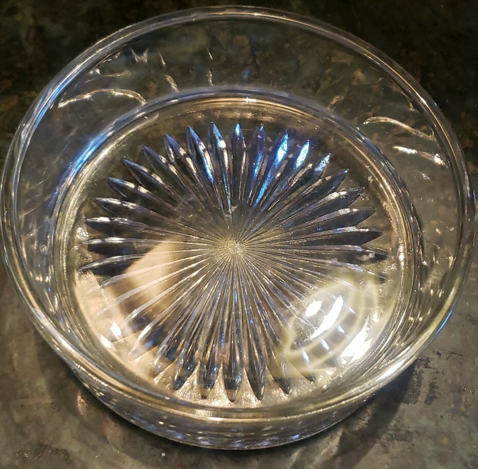 SILVERPLATED WINE COASTER WITH GLASS INSERT