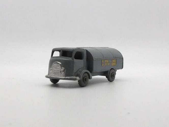 MATCHBOX No 38 KARRIER REFUSE COLLECTION GREY GOOD CONDITION UNBOXED
