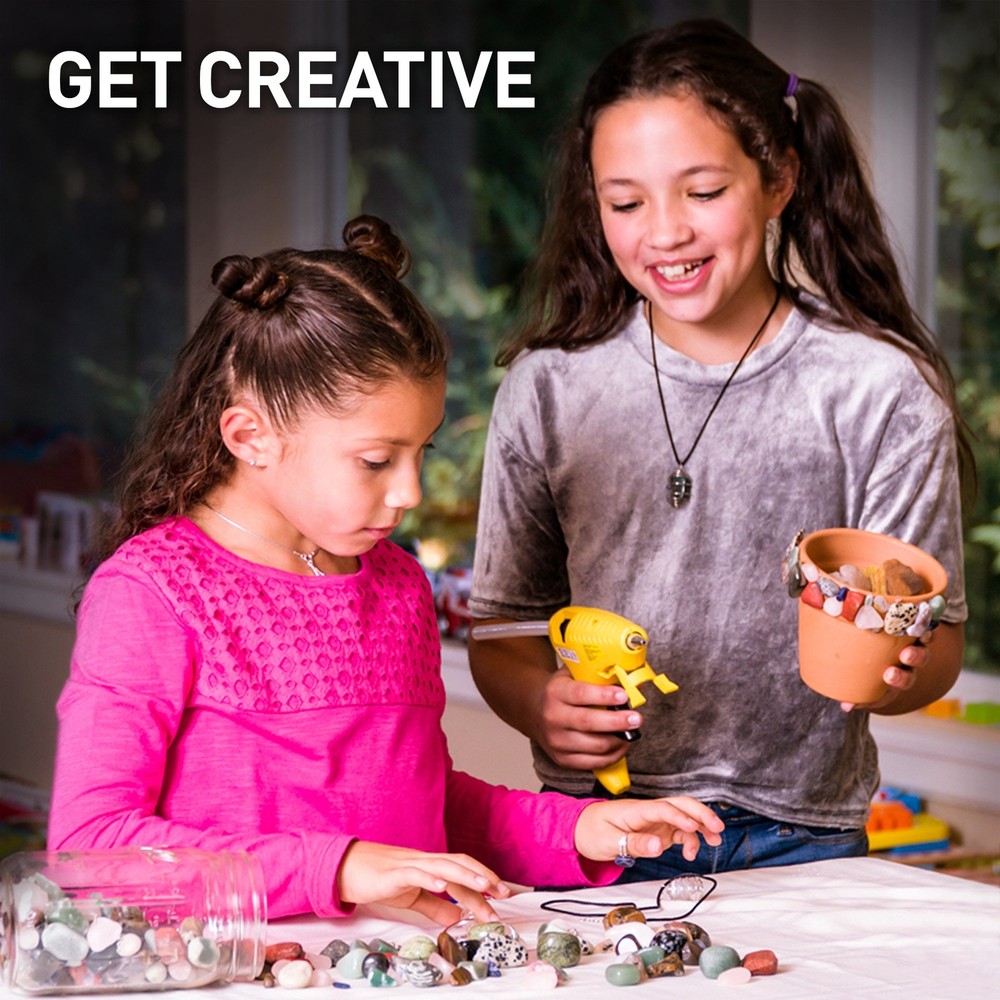 NATIONAL GEOGRAPHIC Mega Gemstone Dig Kit for Kids