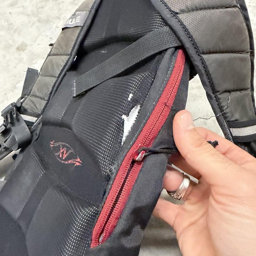 CamelBak Mule 3L/100 oz Hydration System Backpack W/ Bladder Green Black