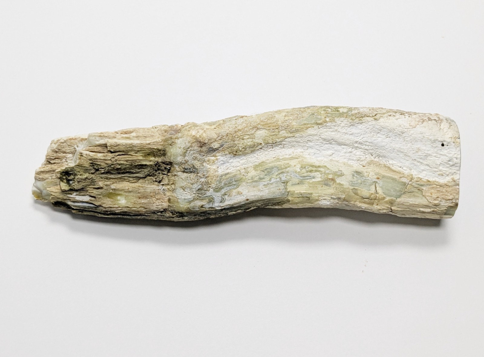 Chalcedony specimen 239 grams Raw chalcedony, rod shaped