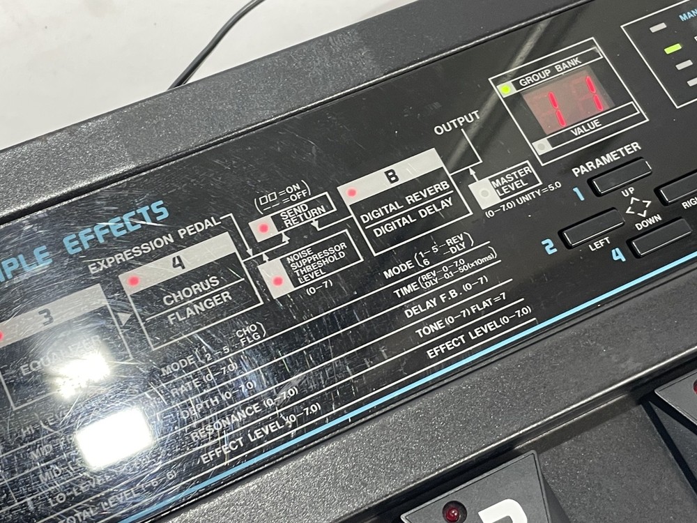 BOSS ME-5 Guitar Multi Effects processor Pedal Working AC100V