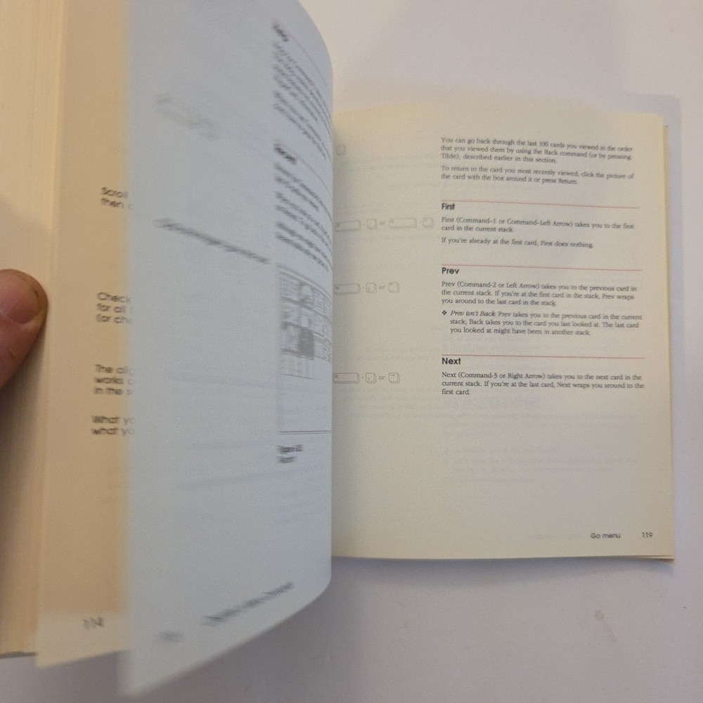 Apple Macintosh Hypercard User's Guide 030-3081-C 1988