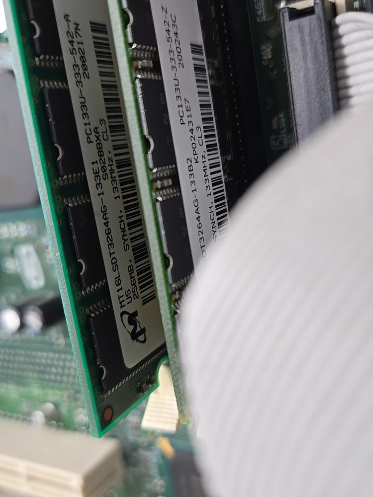 Gateway MFATXSTL KTH 300S Computer Intel Celeron Untested Read Description