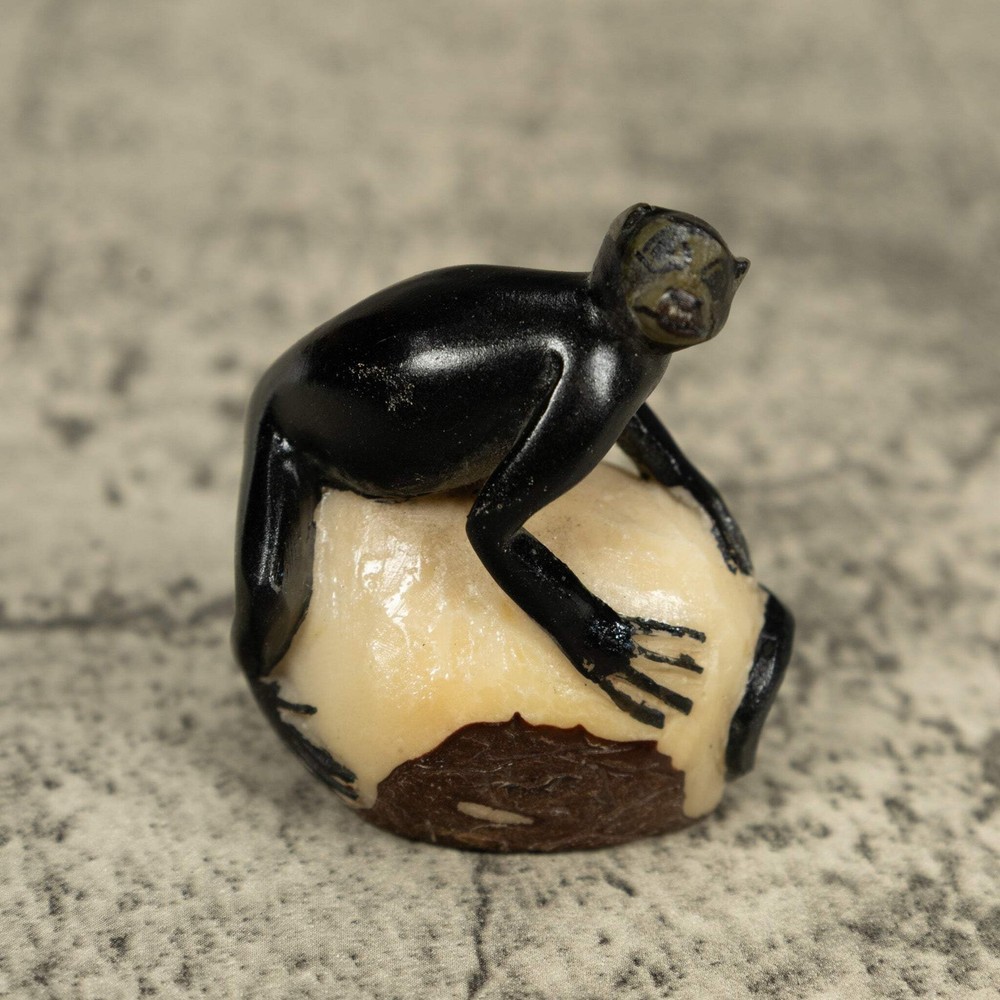 Rainforest Howler Monkey Tagua Carving