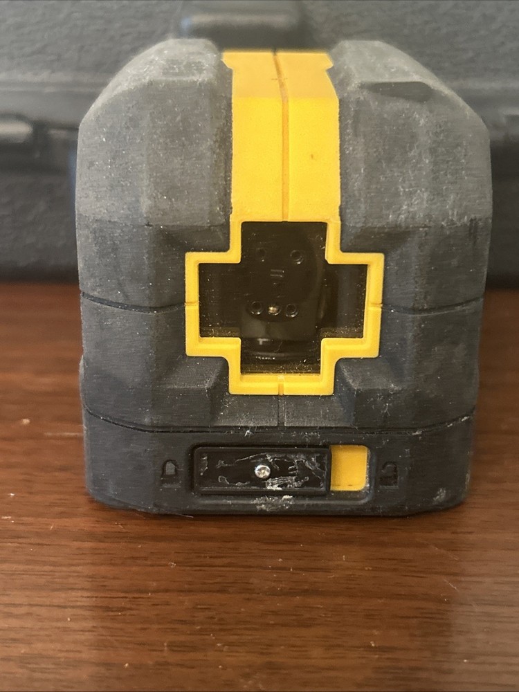 DEWALT DW088 Laser Level Red Cross Line w/ Case Tested Working