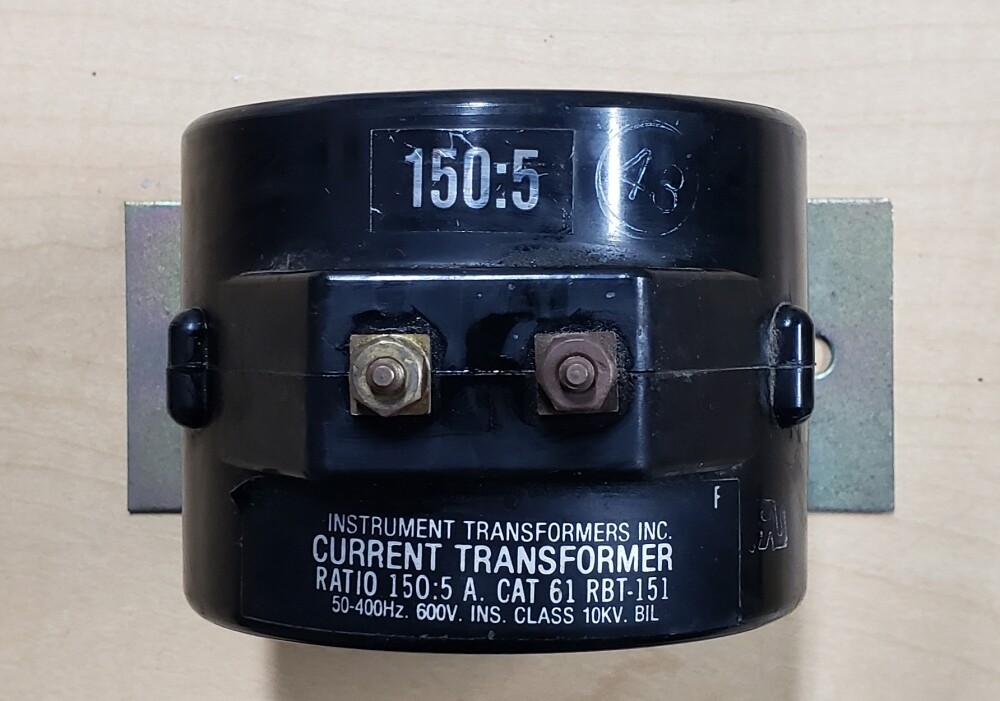 Square-D / IT, Inc. CURRENT TRANSFORMERS 150:5 or 100:1 two sizes