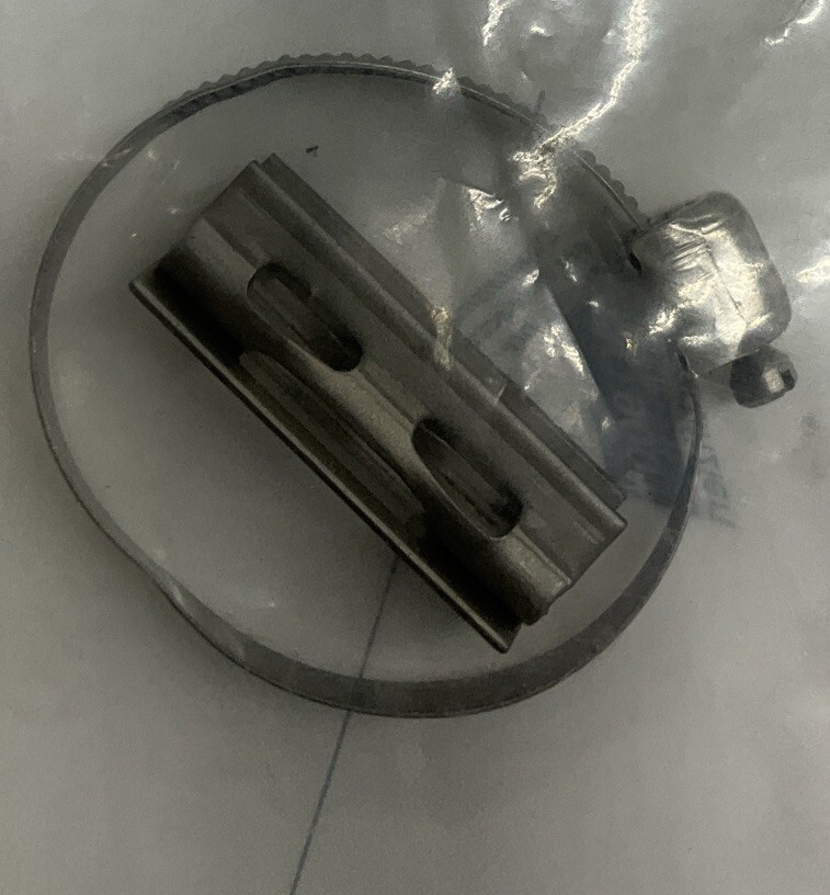 IFM Efector E11977 Cylinder Switch Fixing Strap 28-39mm